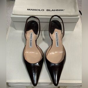 Manolo Blahnik Sz 6.5 Carolyne Slingback heels